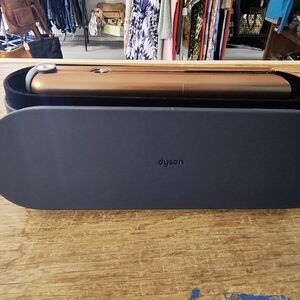 Dyson hair straightener